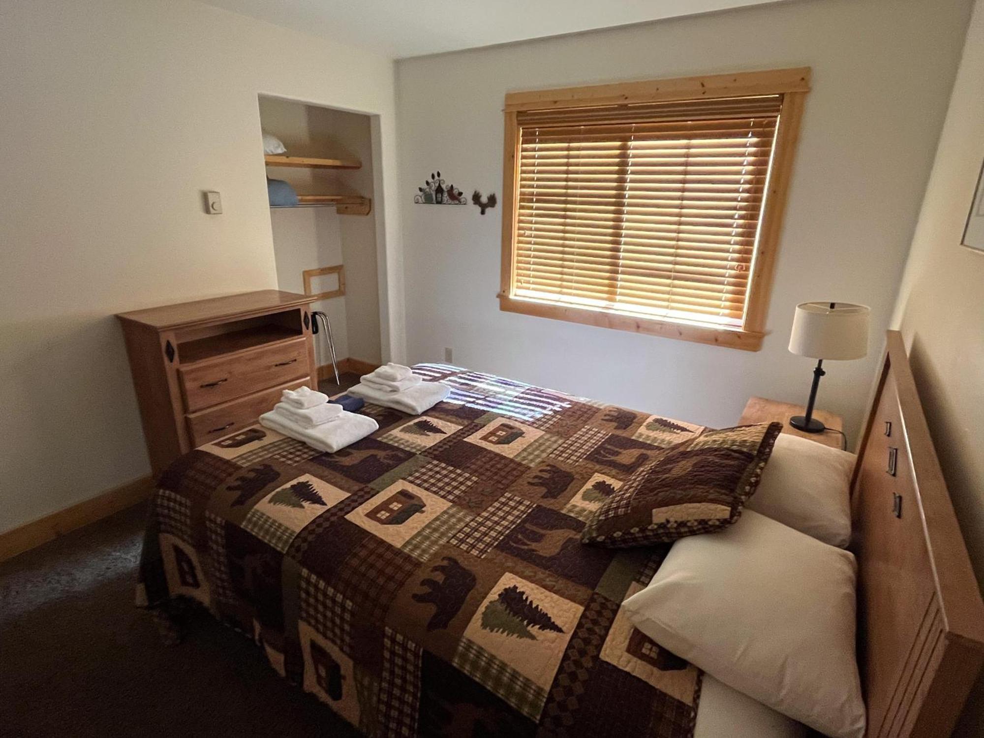 Cabin 28 Almont ภายนอก รูปภาพ